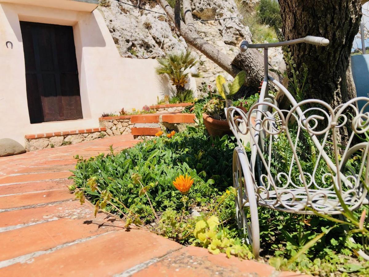 B&B Tenuta La Puntara Caltanissetta Dış mekan fotoğraf